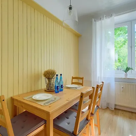 Nowolipki 24 3br Flat With Balcony Apartmán *